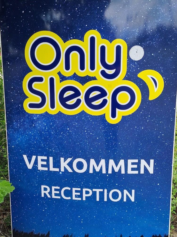 Onlysleep Trafikcenter Hotel Slagelse Exterior photo